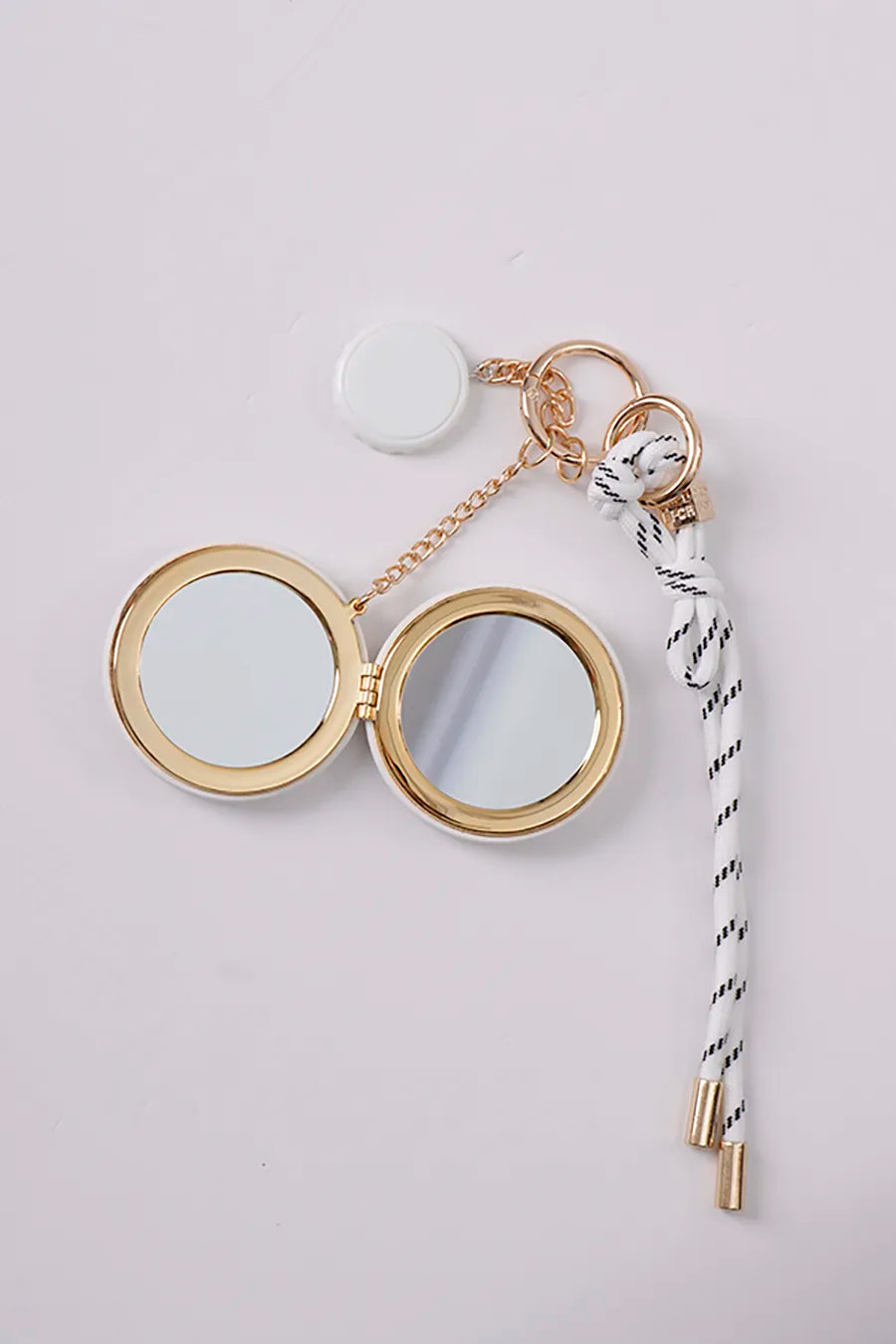 CM-White