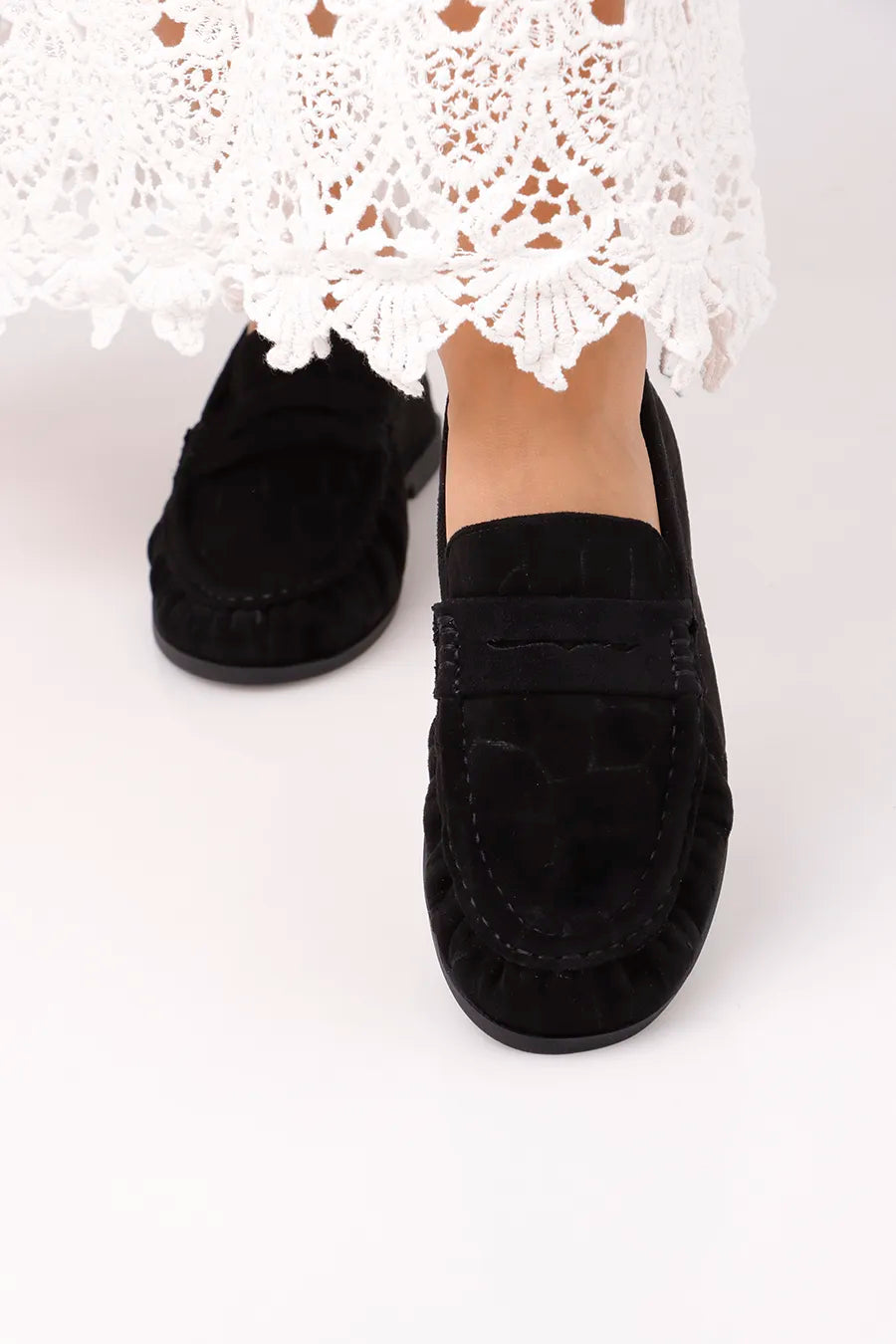 CL-145 Black