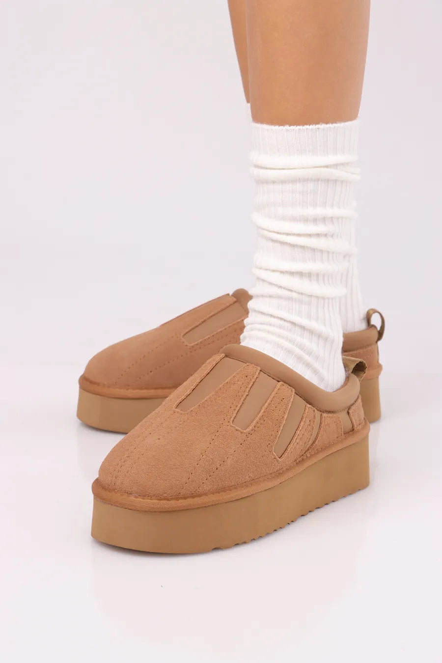 CF-790 Camel