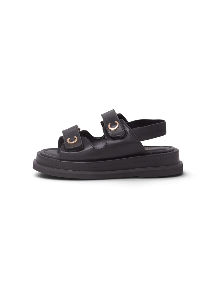 CF-765 Black