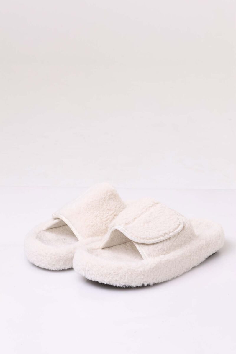 Melanie Slipper