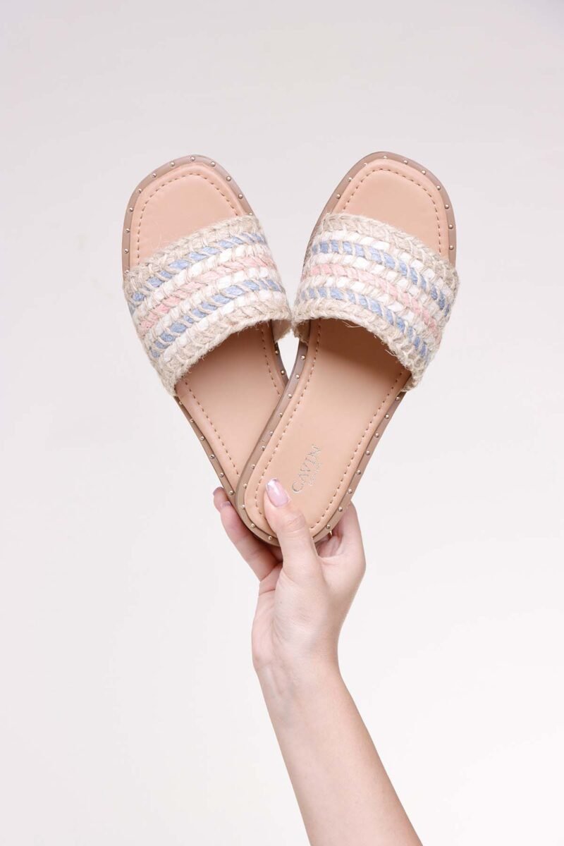 Flow Slippers