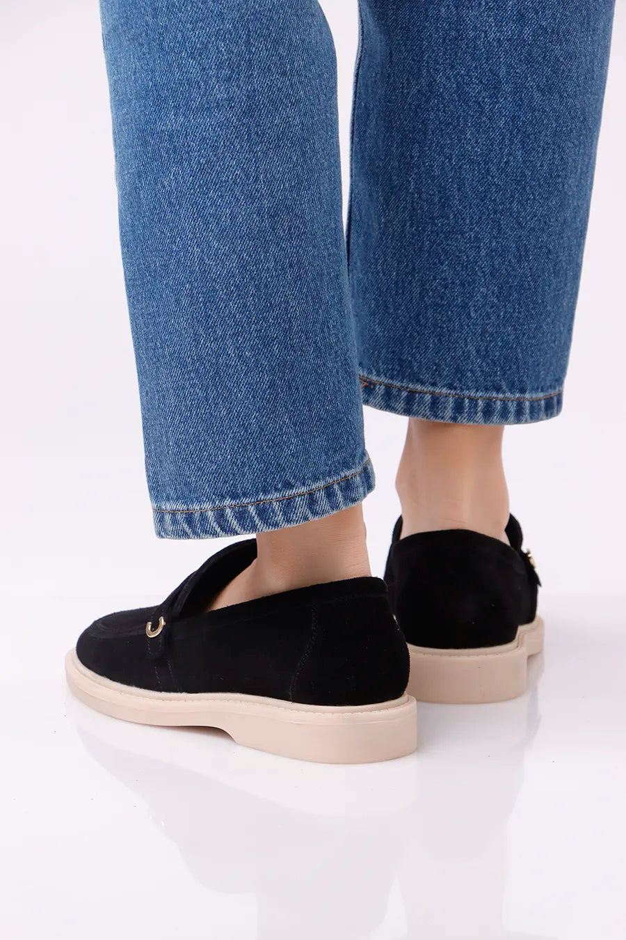 CL-100                        (Real Leather)