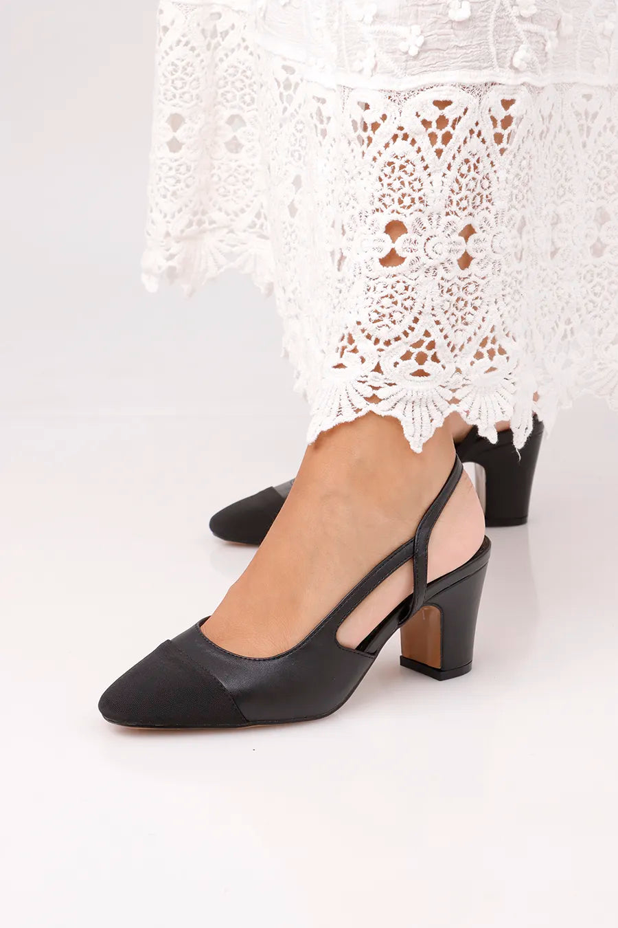 CH-1165 Black