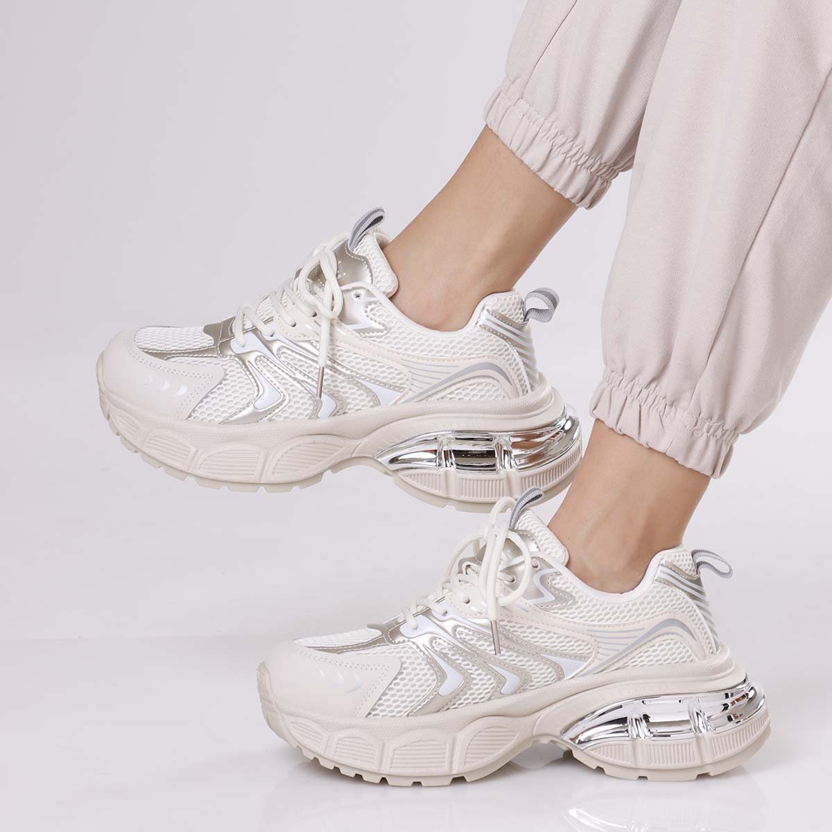 Active Sneakers