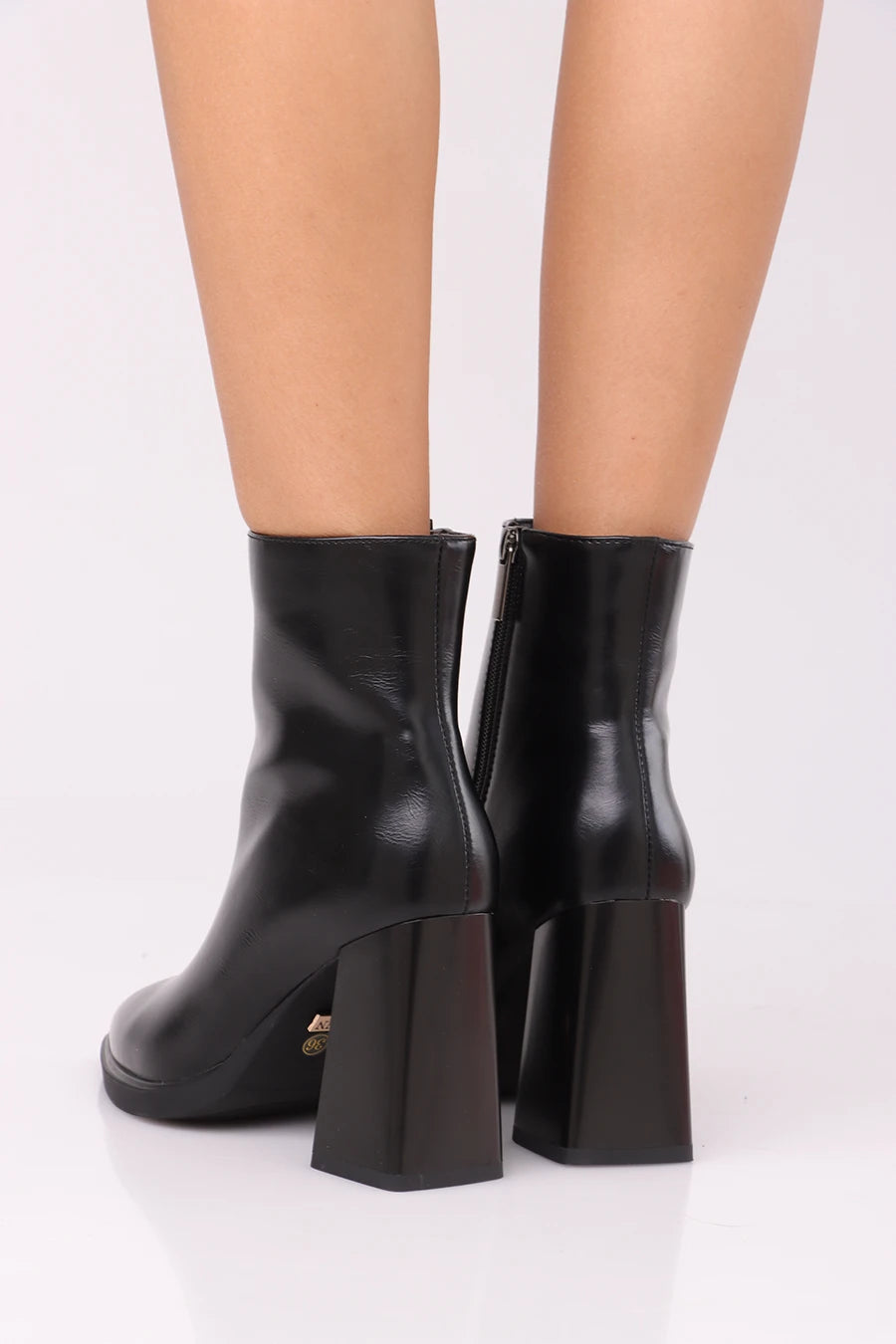 CBT-555 Black