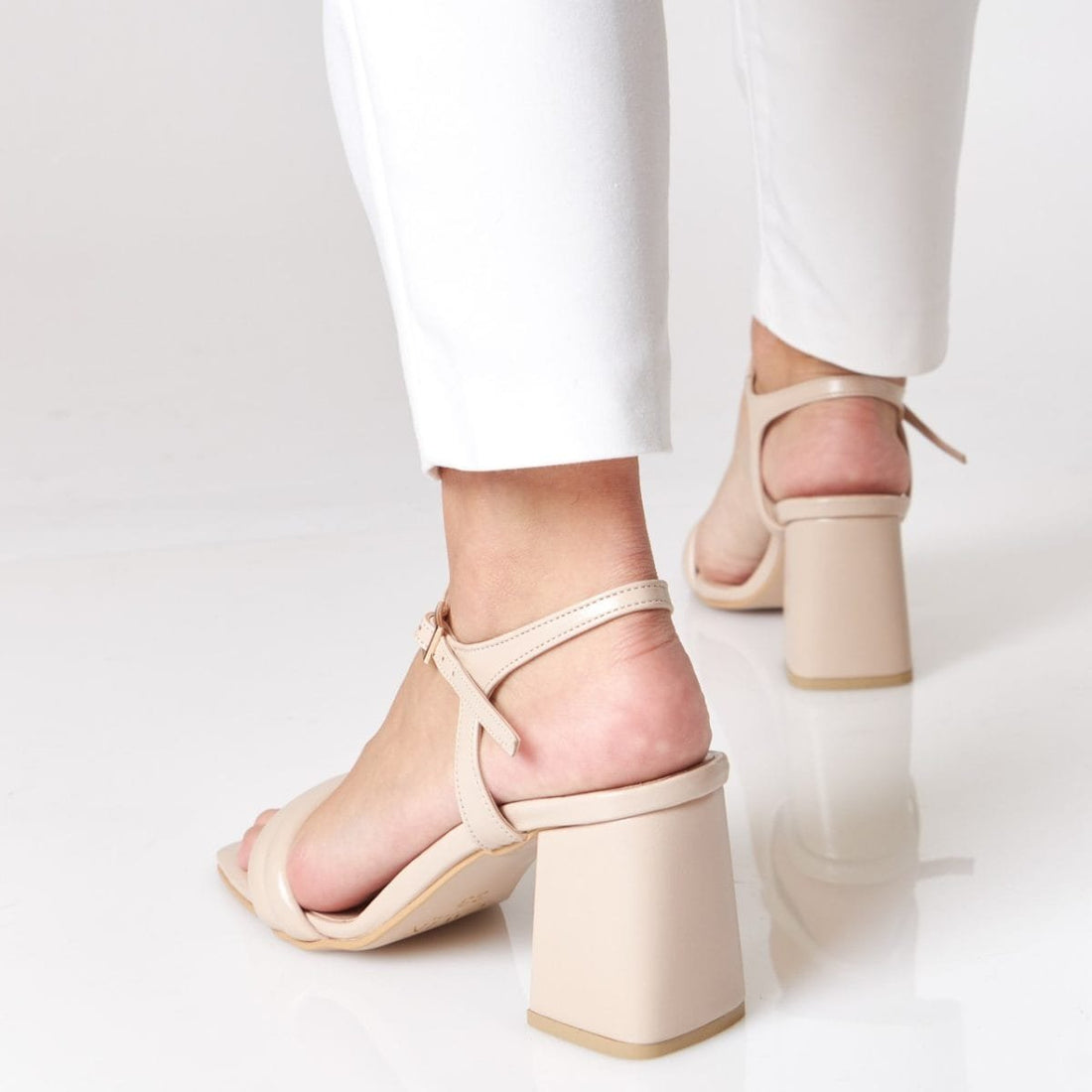 Diana Sandal